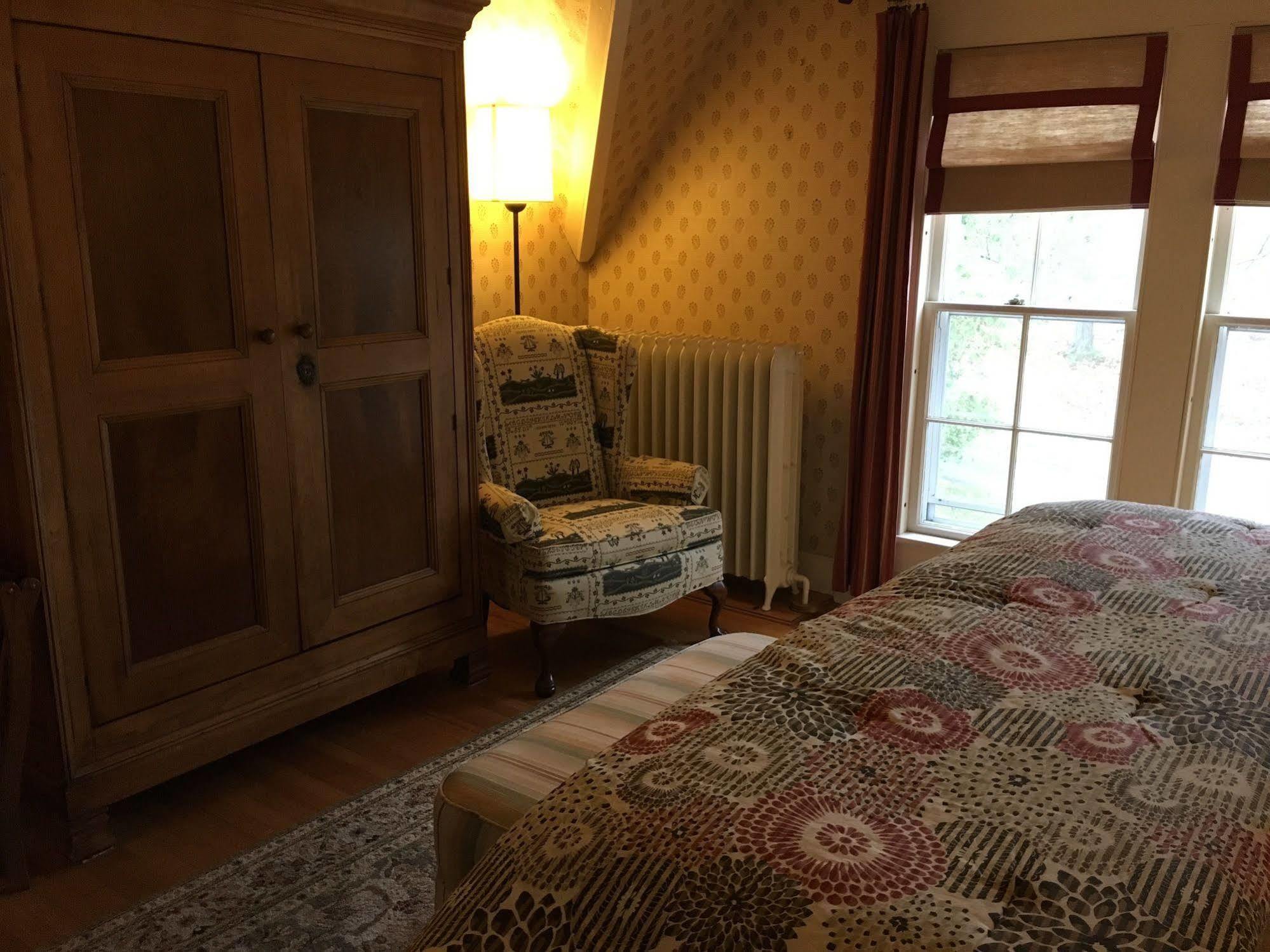 Dreamhouse Country Inn Бристоль Экстерьер фото