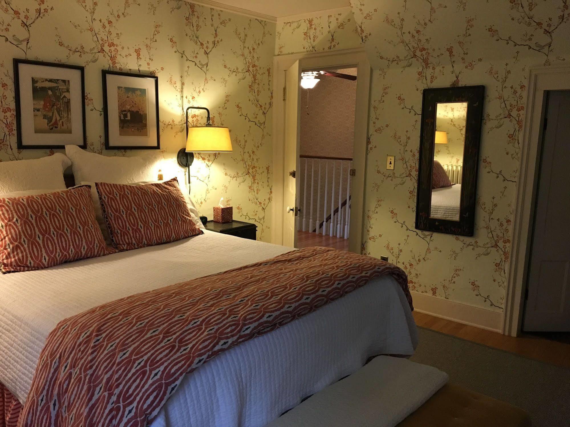 Dreamhouse Country Inn Бристоль Экстерьер фото